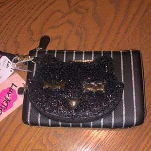 🌟Last chance!🌟 Love Betsey❤️ 🐱 😊cat themed clutch